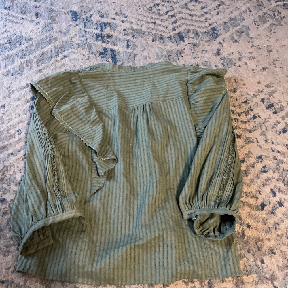 NWOT Intermix Green “Eloise” Ruffled Button Down Blouse - Size 0 Pastel Green - Picture 4 of 5